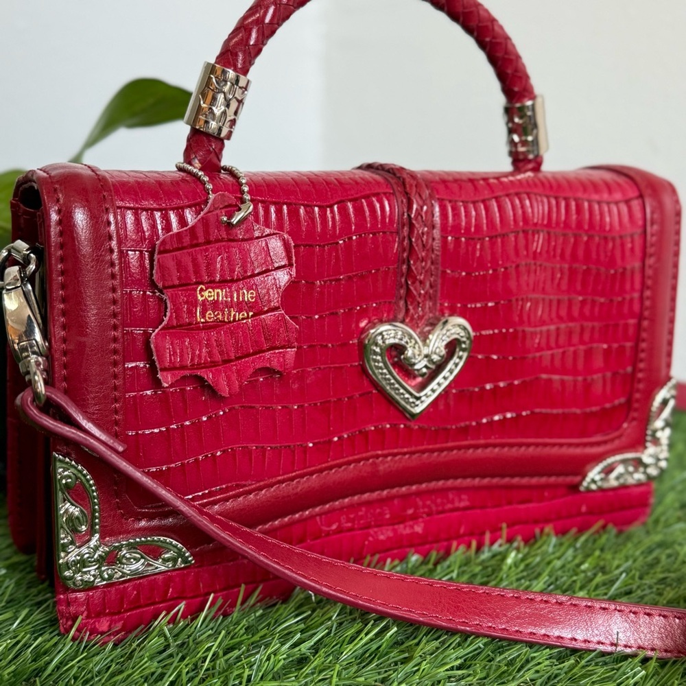 Brighton Genuine Leather Red Handbag Purse Crossbody Heart silver - Picture 4 of 15